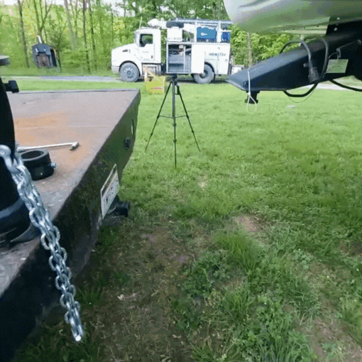 12" to 16" Fifth Wheel to Gooseneck Cushioned Trailer Hitch Adapter